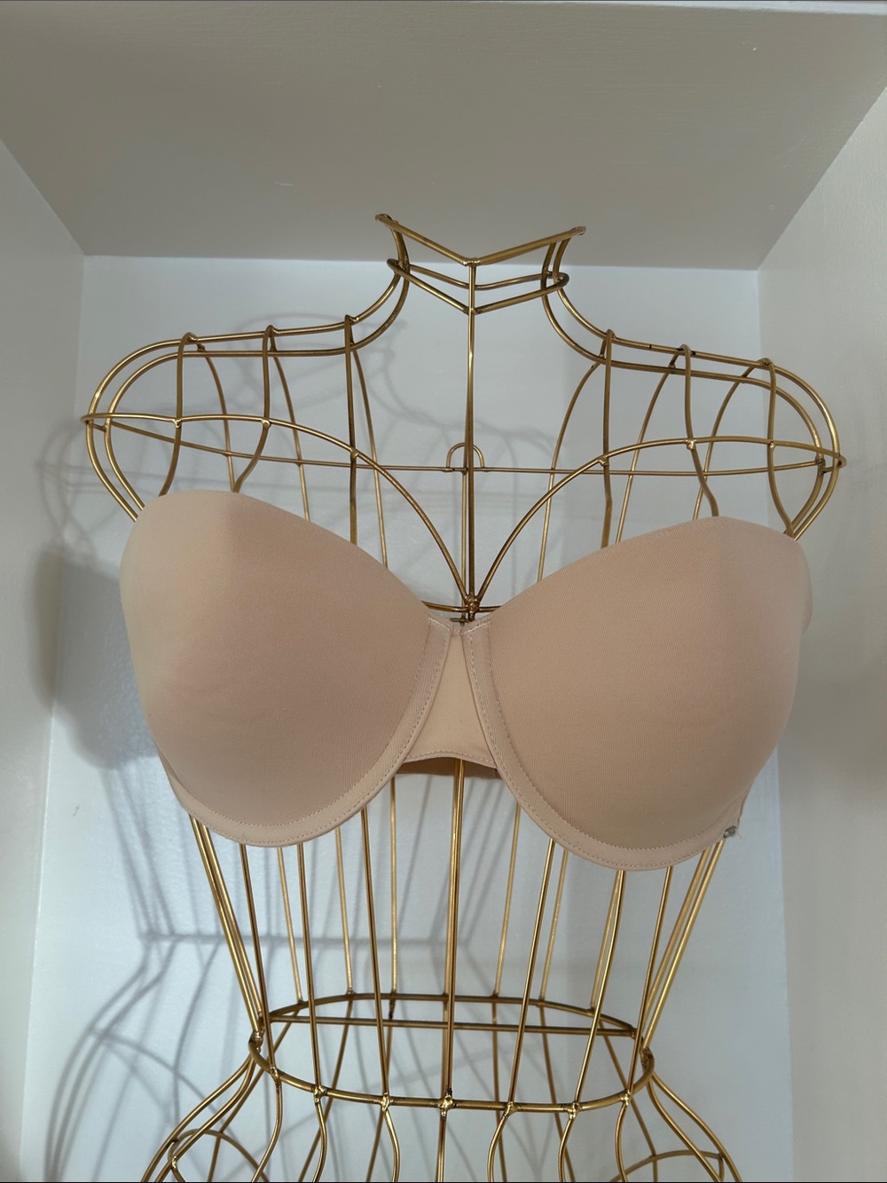 Strapless Seamless Bandeau Bra in Nude - Women Intimates